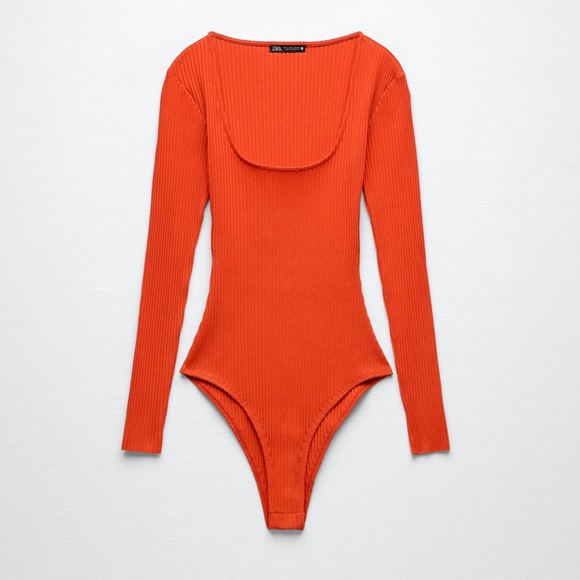Zara - SQUARED NECK RIBBED BODYSUIT RED - REF. 0858/632 - small - Picture 7 of 7